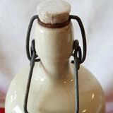 Vernisse sandstone bottle with porcelain cap