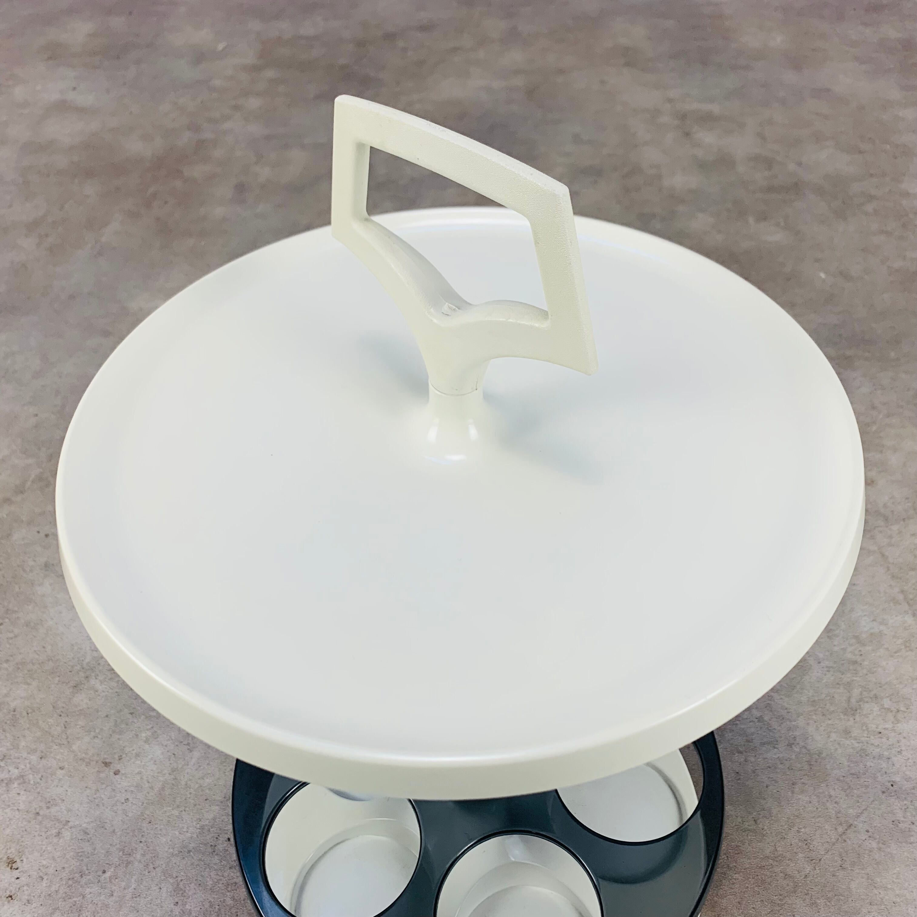 Flair Holland bar serving bottle holder space age 70s