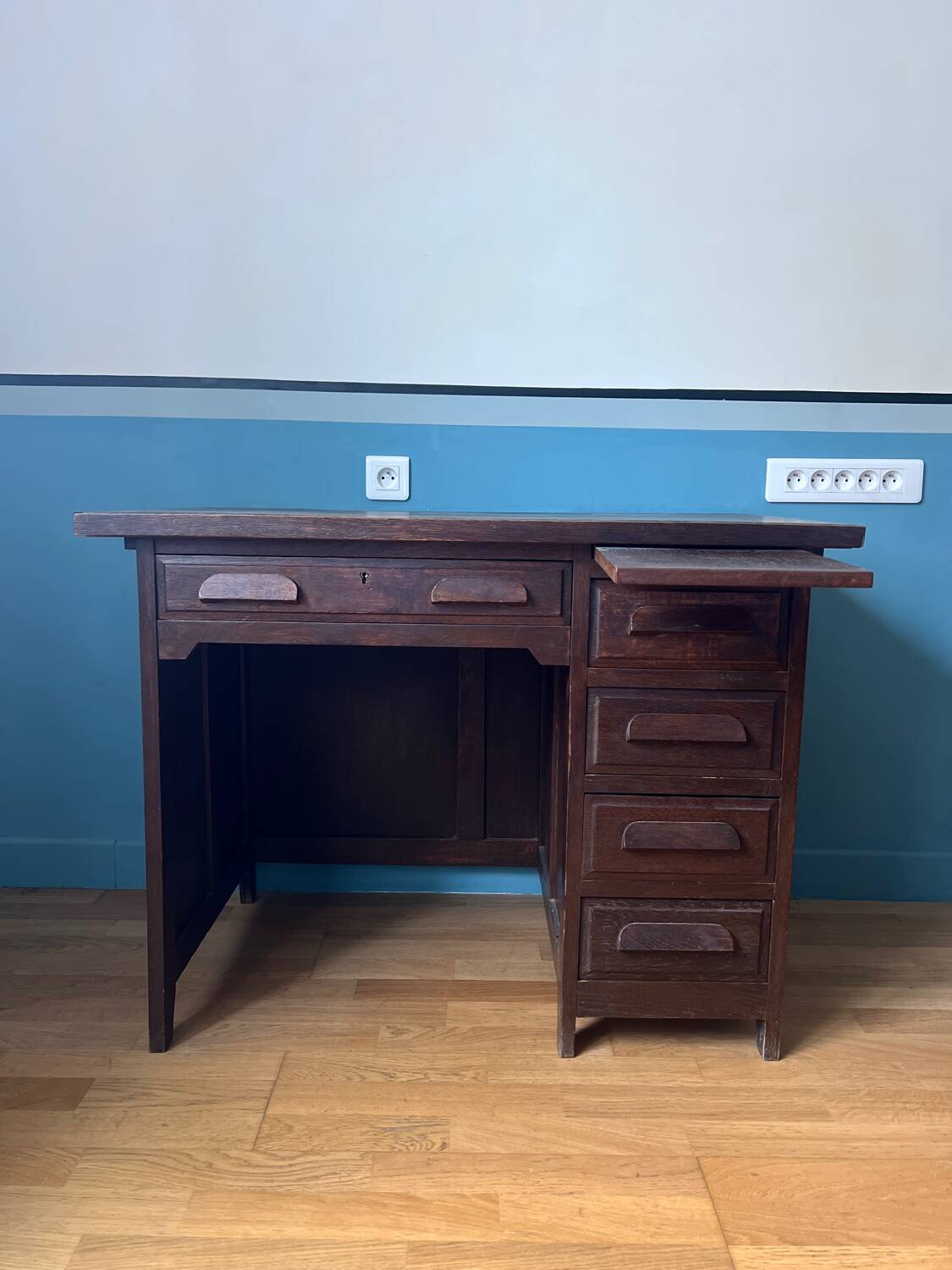 1940s accounting desk in oak and dark oak veneer