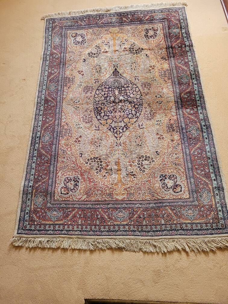 Oriental rug
