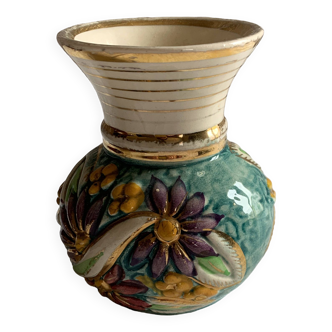 Slip vase