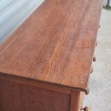 Oak chest of drawers