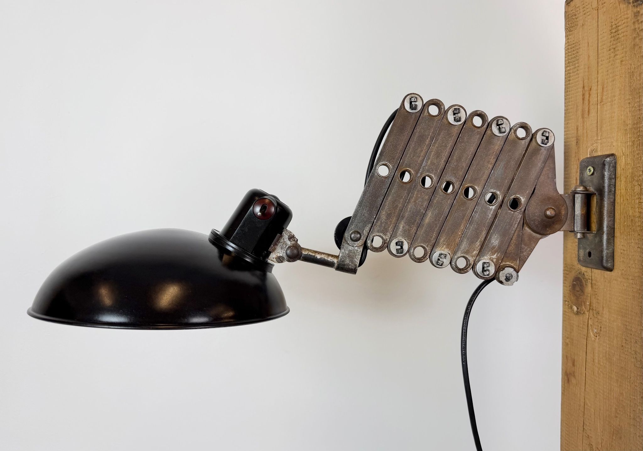 Large German Industrial Scissor Wall Lamp from Helion Arnstadt, 1950s