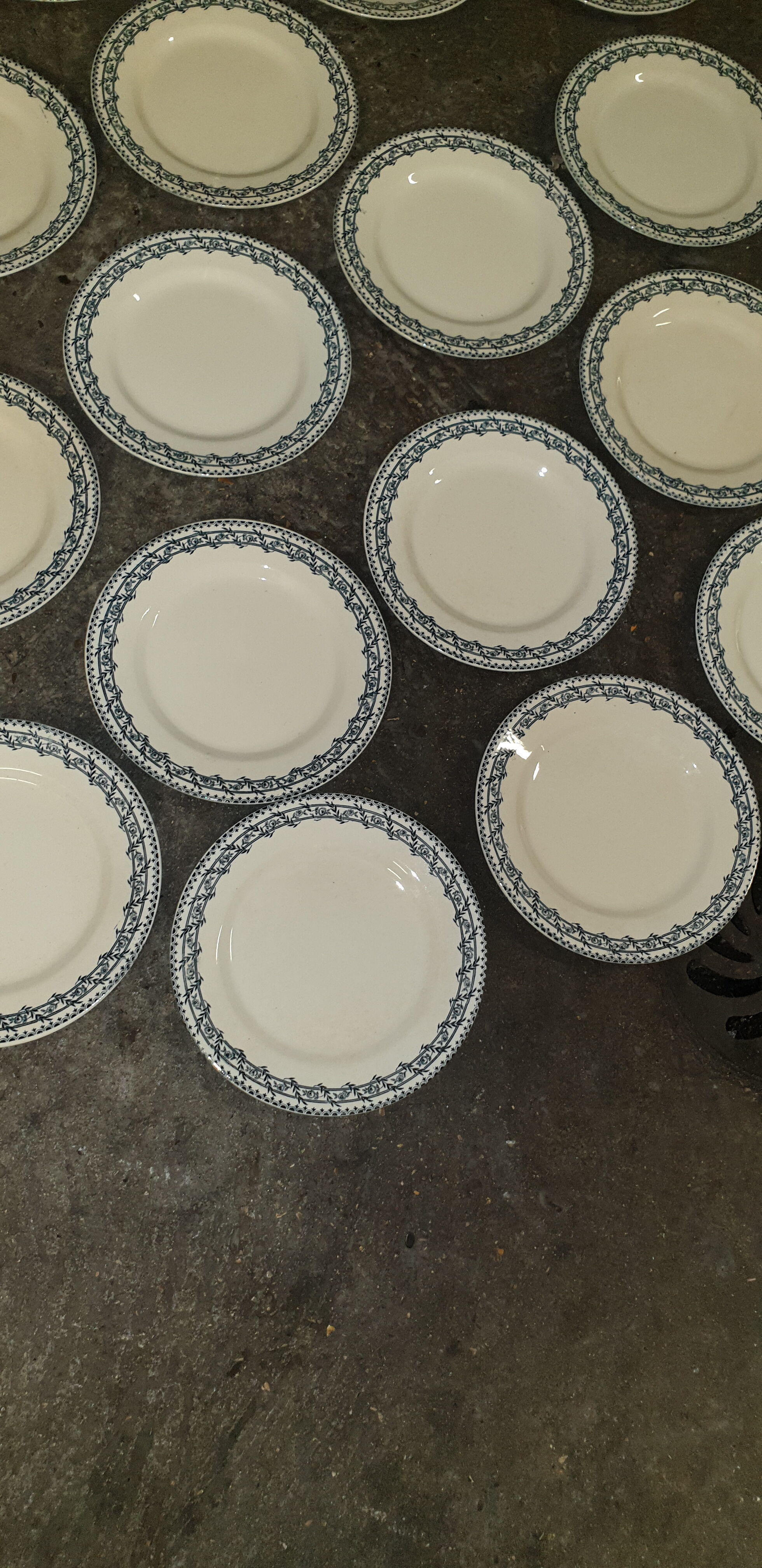 Hollow plates iron earth early twentieth century