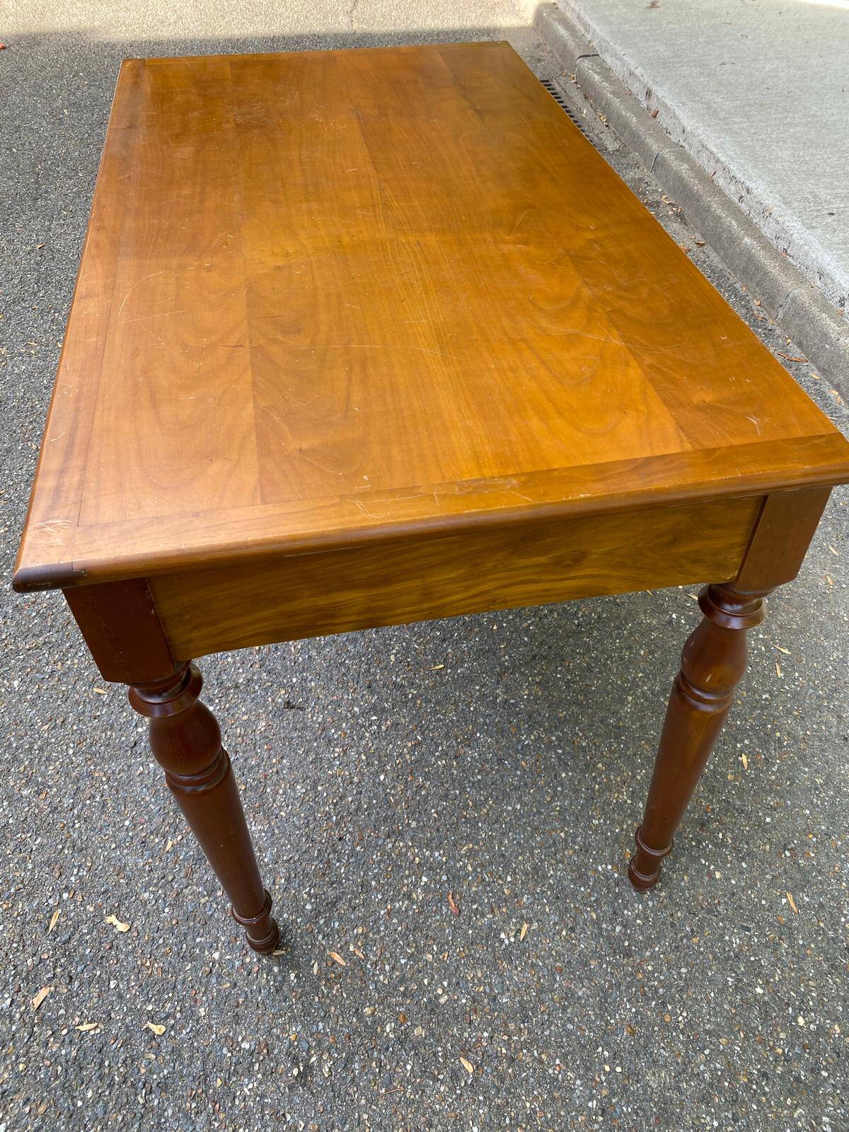 Vintage solid wood desk with removable secretary in colonial style from the 1960s.
