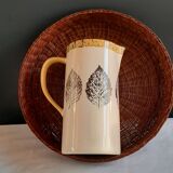 Carafe or pitcher
