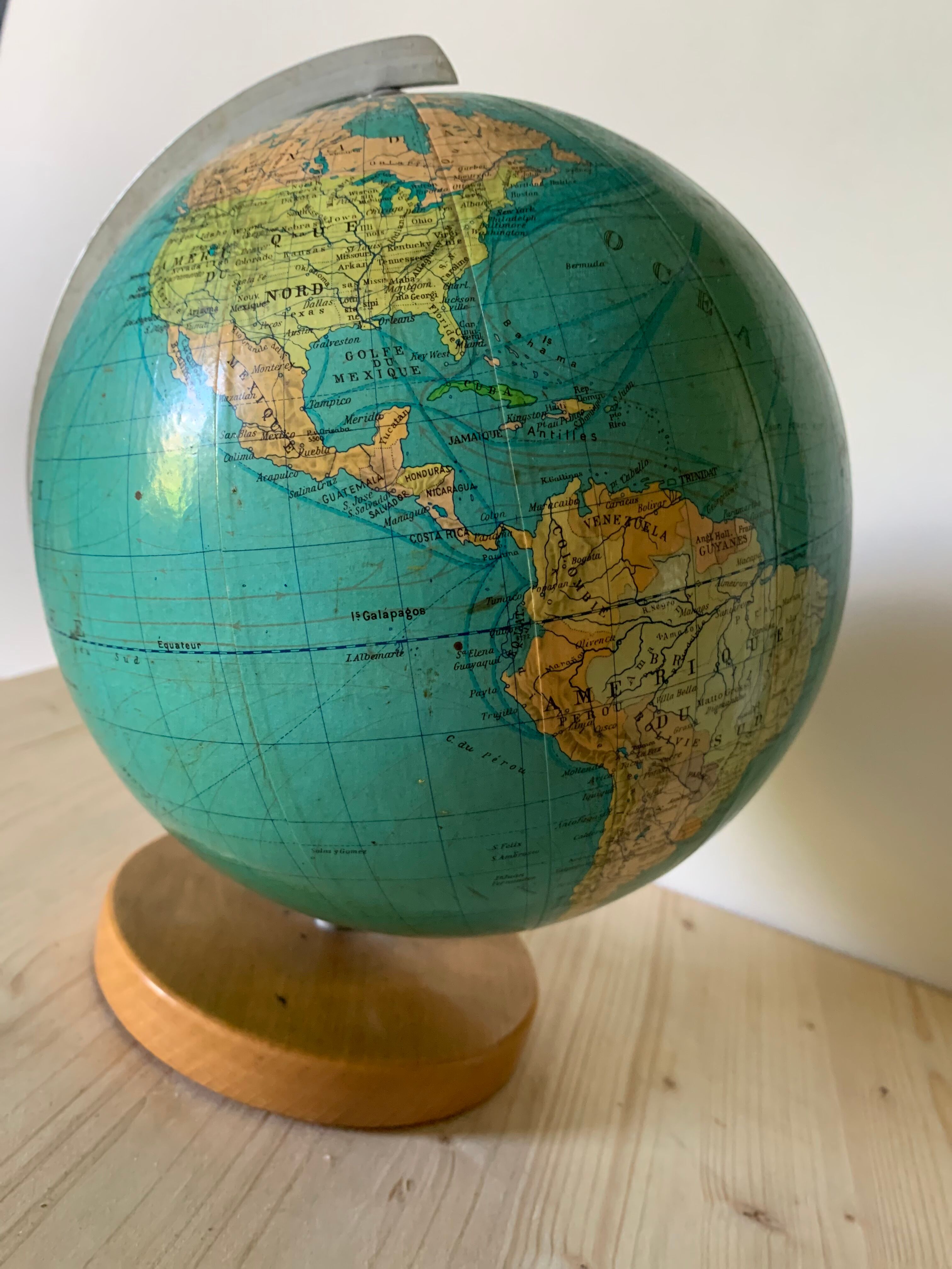 Globe terrestre vintage