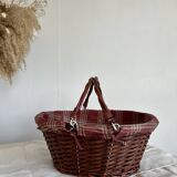 Grand panier vintage rotin foncé double anses amovibles et doublure rouge motif tartan