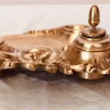 Ancien encrier en bronze doré