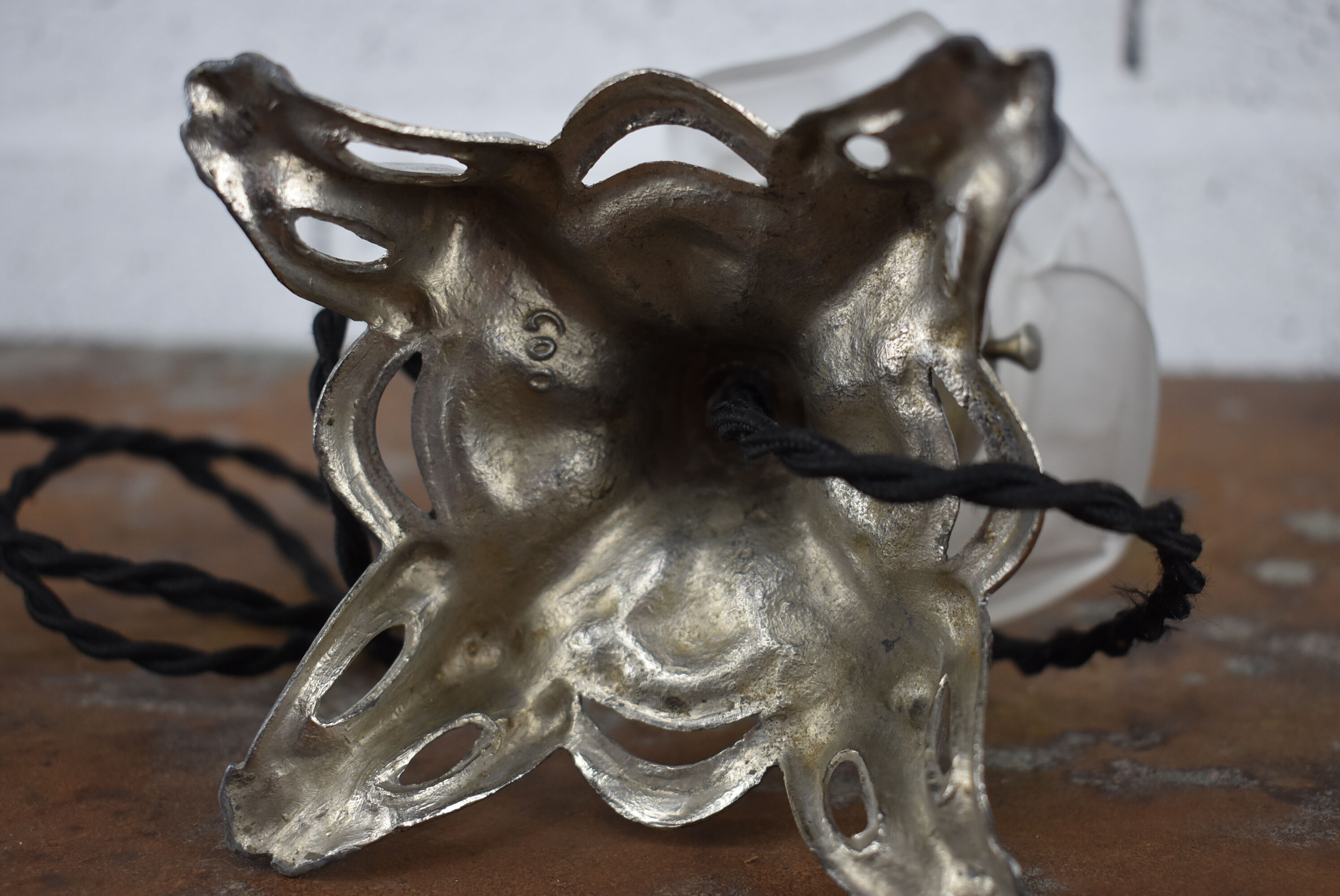 Art deco lamp their in glass paste