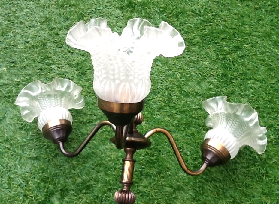 1970s Chandelier / Pendant lamp 3 arms of light Tulips with ruffles