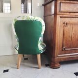 Tropical toad chair