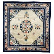 Tapis carré vintage Art Déco de Pékin Chine