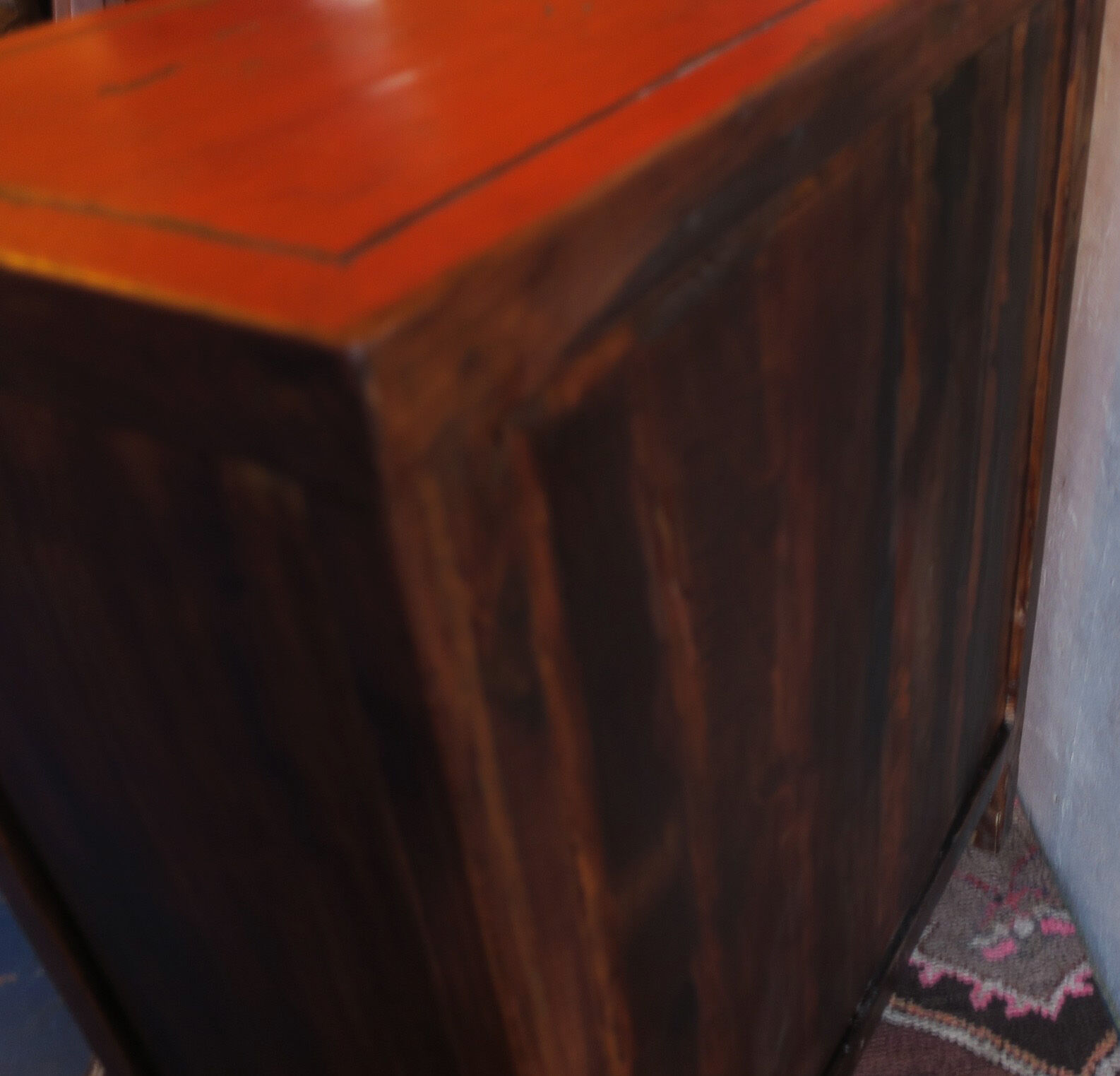 Mid century Chinese painted cabinet with 2 doors and 2 drawers