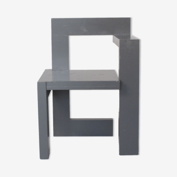 Modernist Chair in Oak Wood