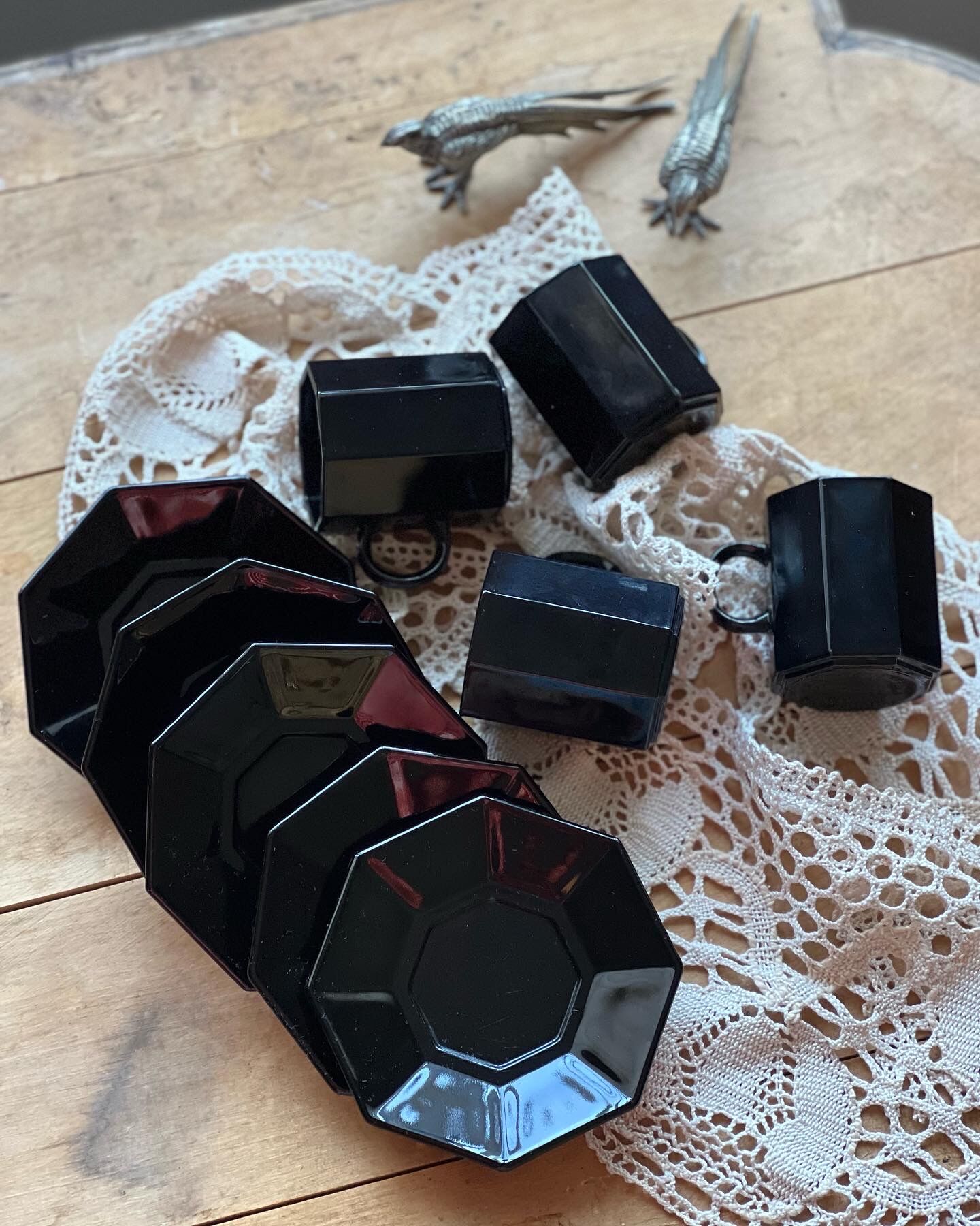 4 coffee cups Esso Arcoroc collection