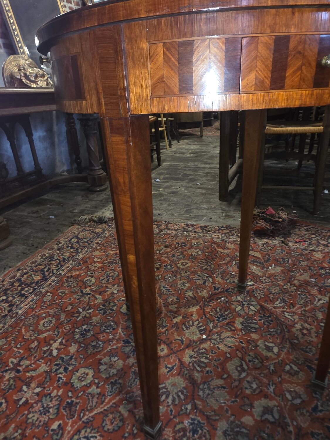 Bouillotte table in marquetry, signed Pagny Fils, Paris, early 20th century