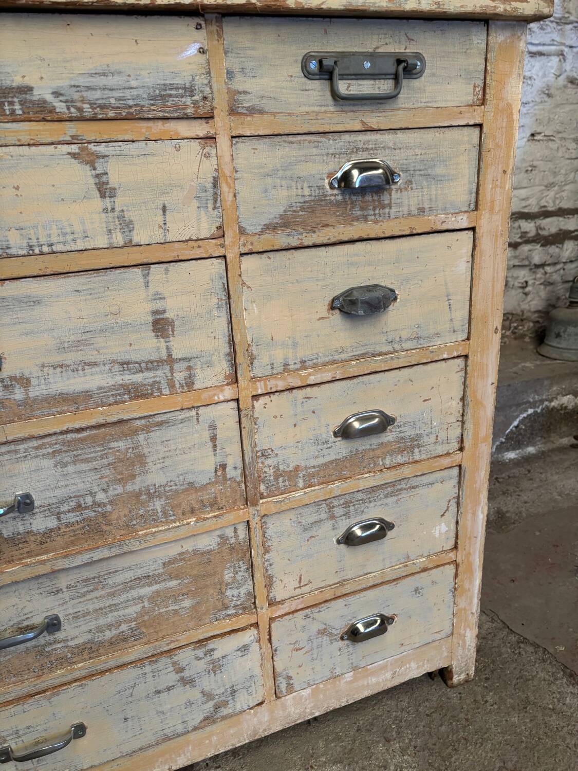 Trade furniture
