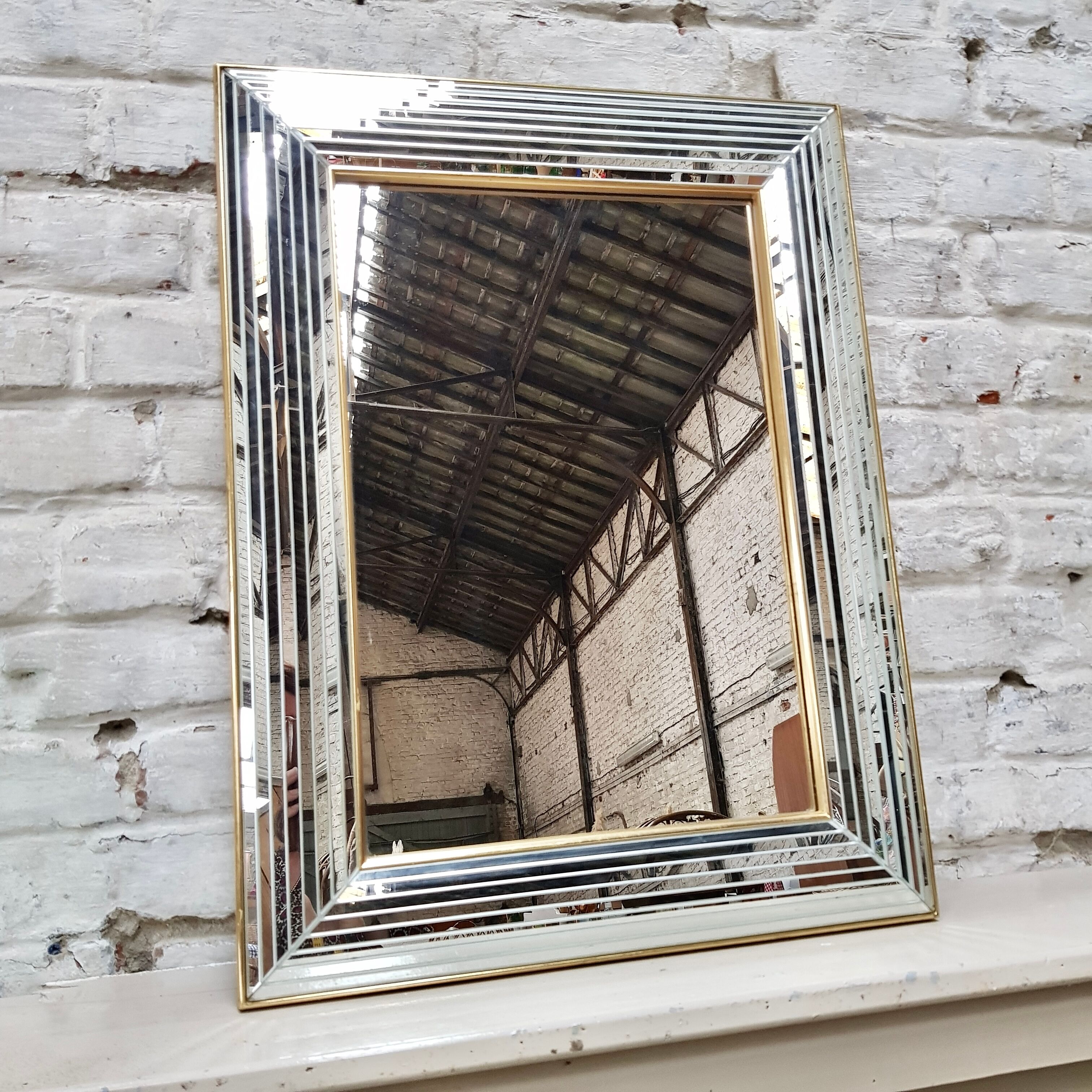 Mirror contour mirror