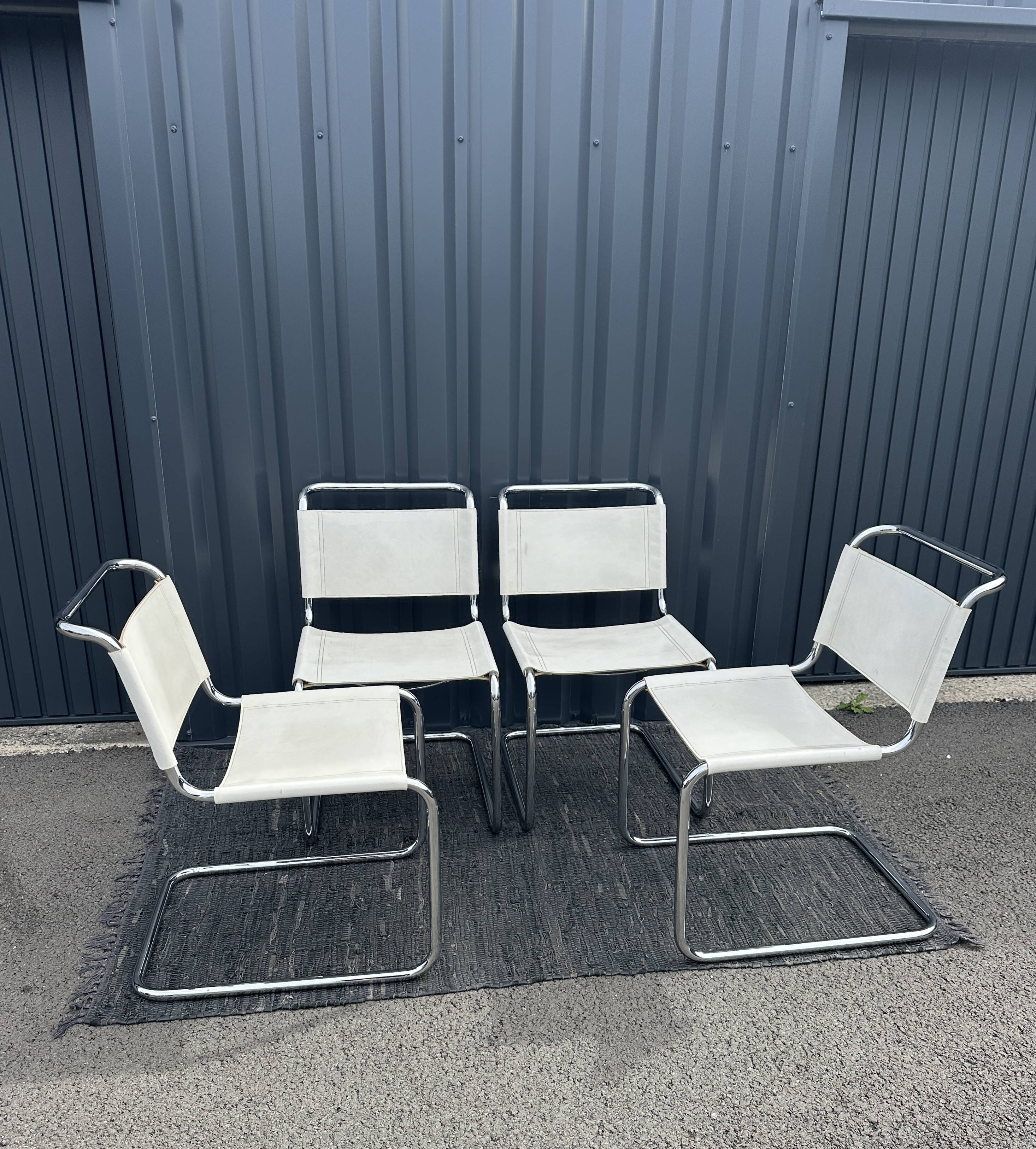 MART STAM CHAISES S 33 ou CANTILEVER ( 4 )