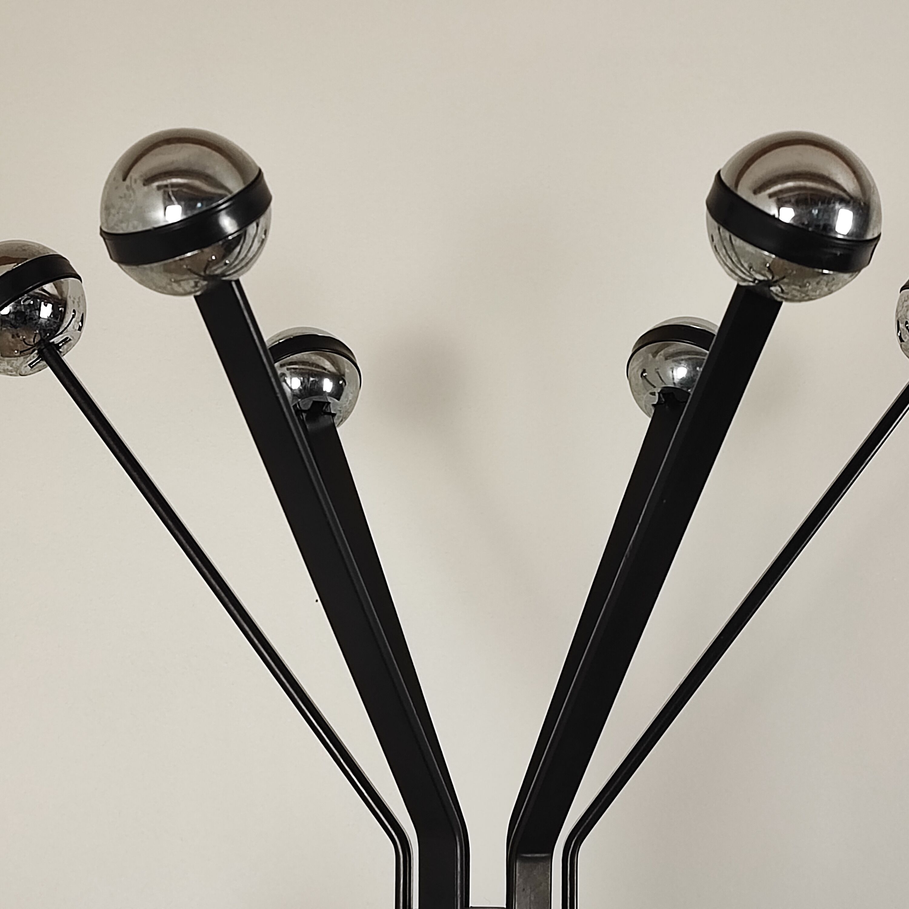 Chrome coat rack 70s
