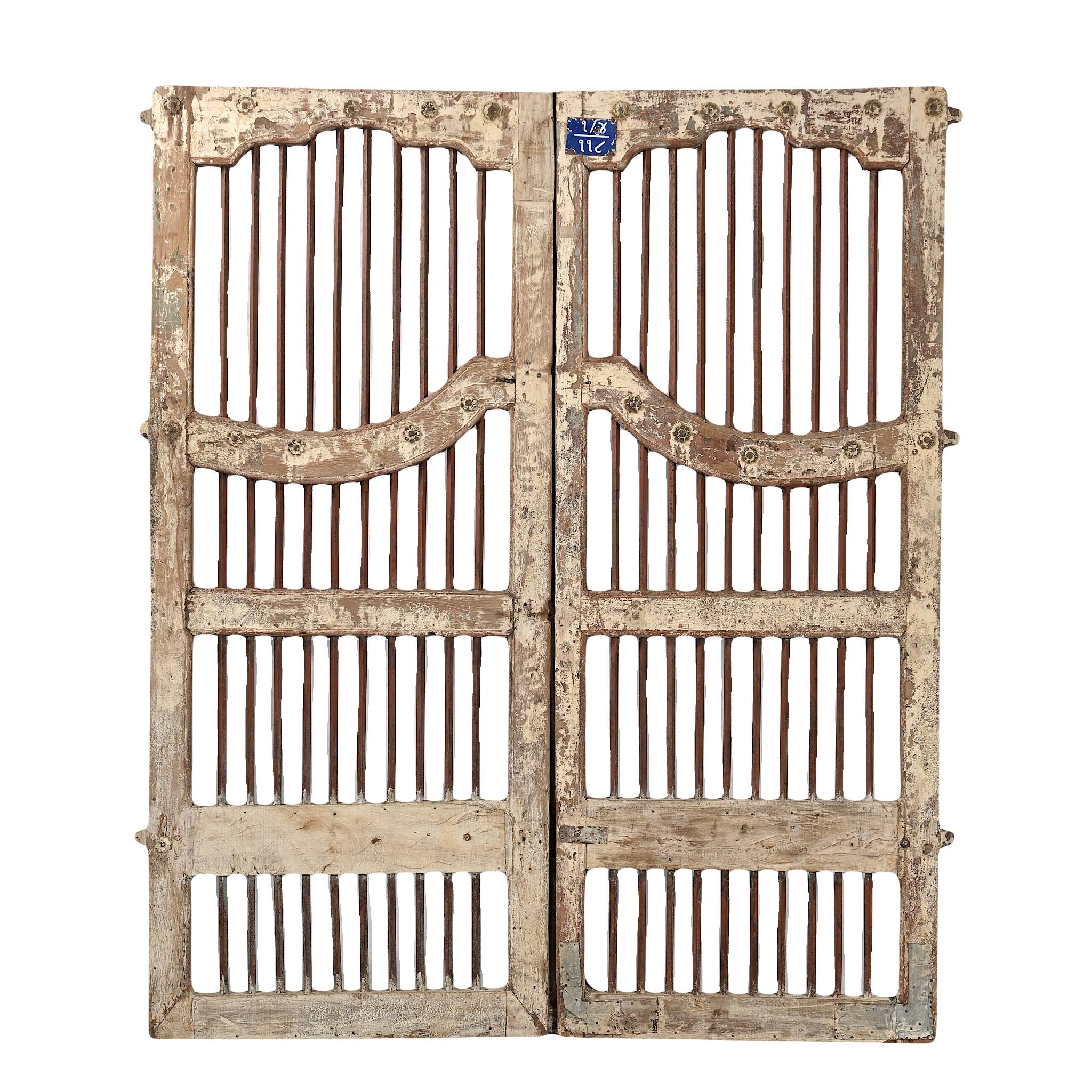 Sujasar - Porte indienne sculptée avec barreaux en fer n°6