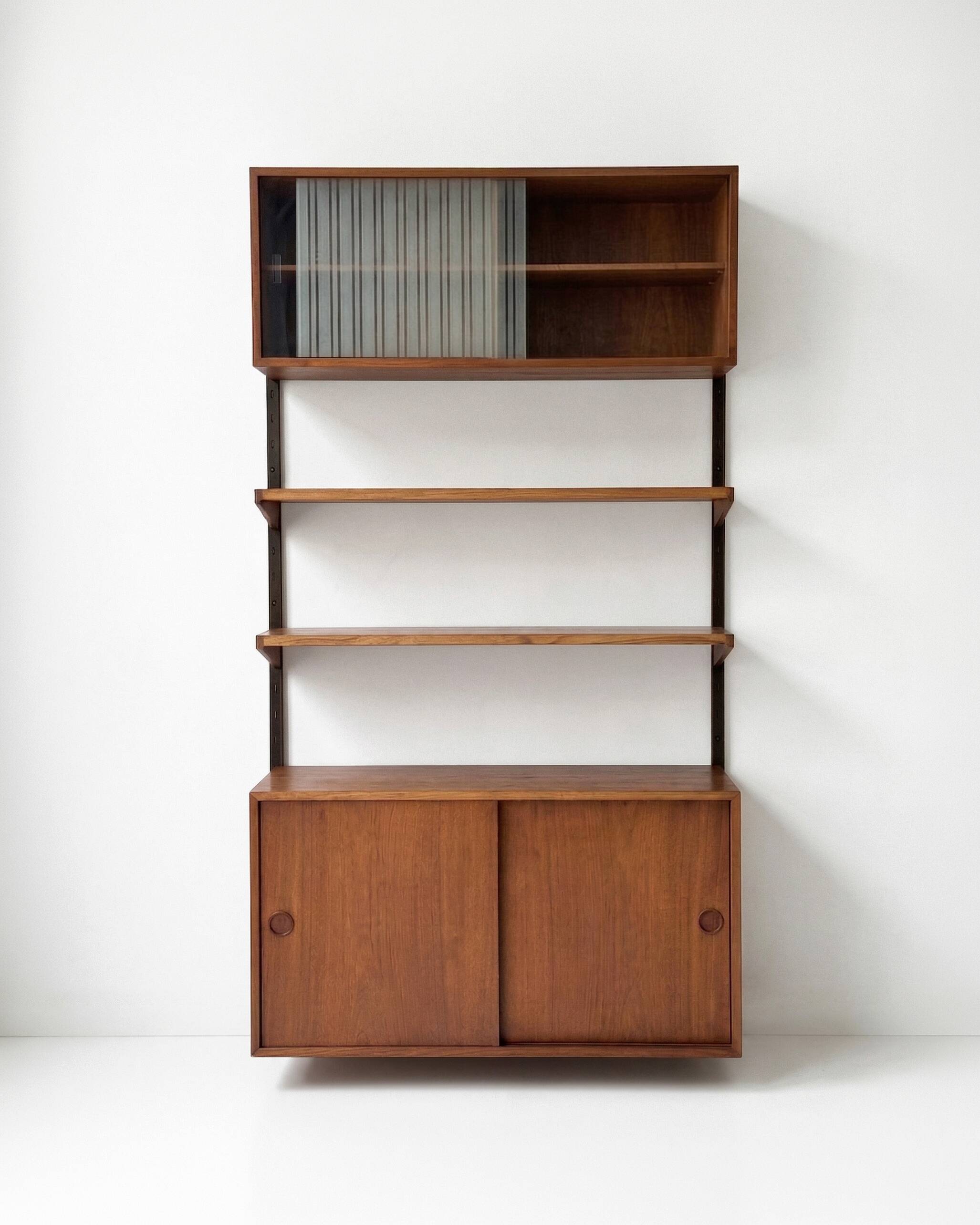 Modular wall system by kai kristiansen - fm møbler