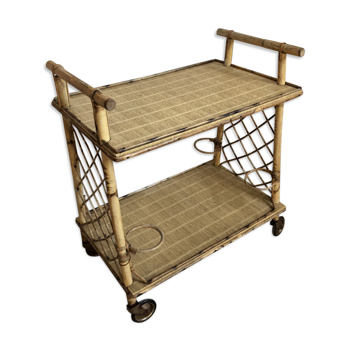 Skateboard rattan serving