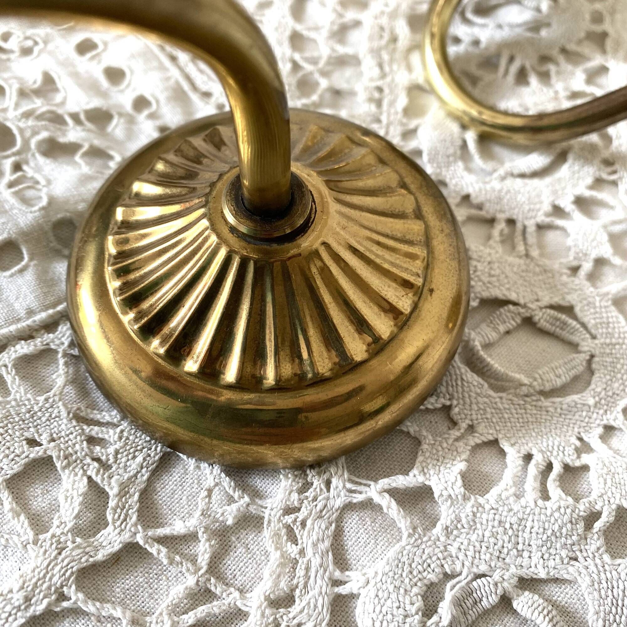 Pair of retro wall lights in glass and gold metal