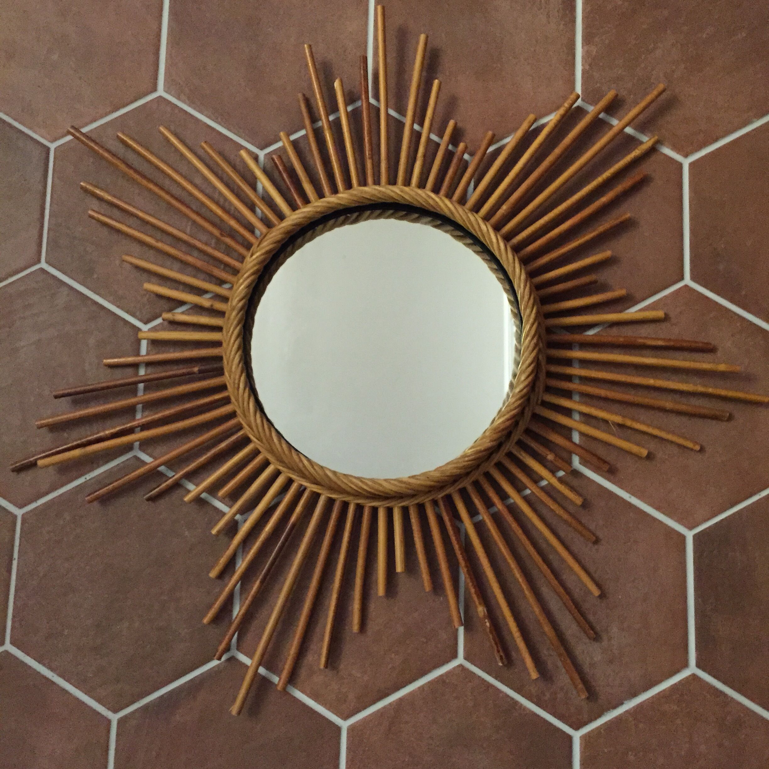 Sun diameter 64 cm rattan mirror