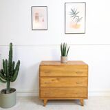 Pine chest of drawers