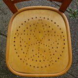 Curved wooden workshop chair Horgen Glarus (CH) 1950, not Thonet bistro.