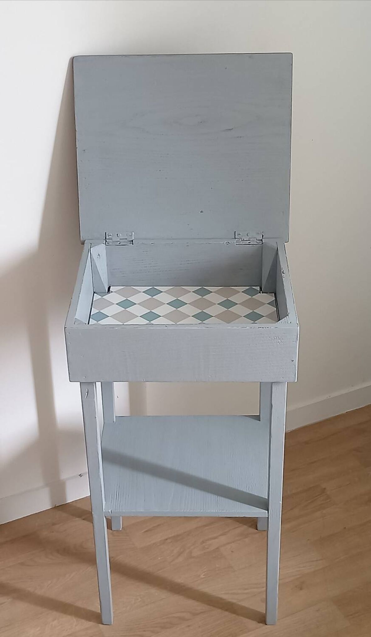Table de chevet