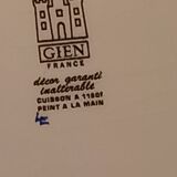 Grand plat Gien style renaissance
