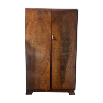 English ship's cabinet