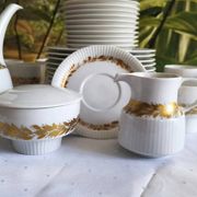 Tapio Wirkkala for Rosenthal Studio-Line “Modulation” porcelain coffee and dessert service, Germany 1970s, 39 pieces