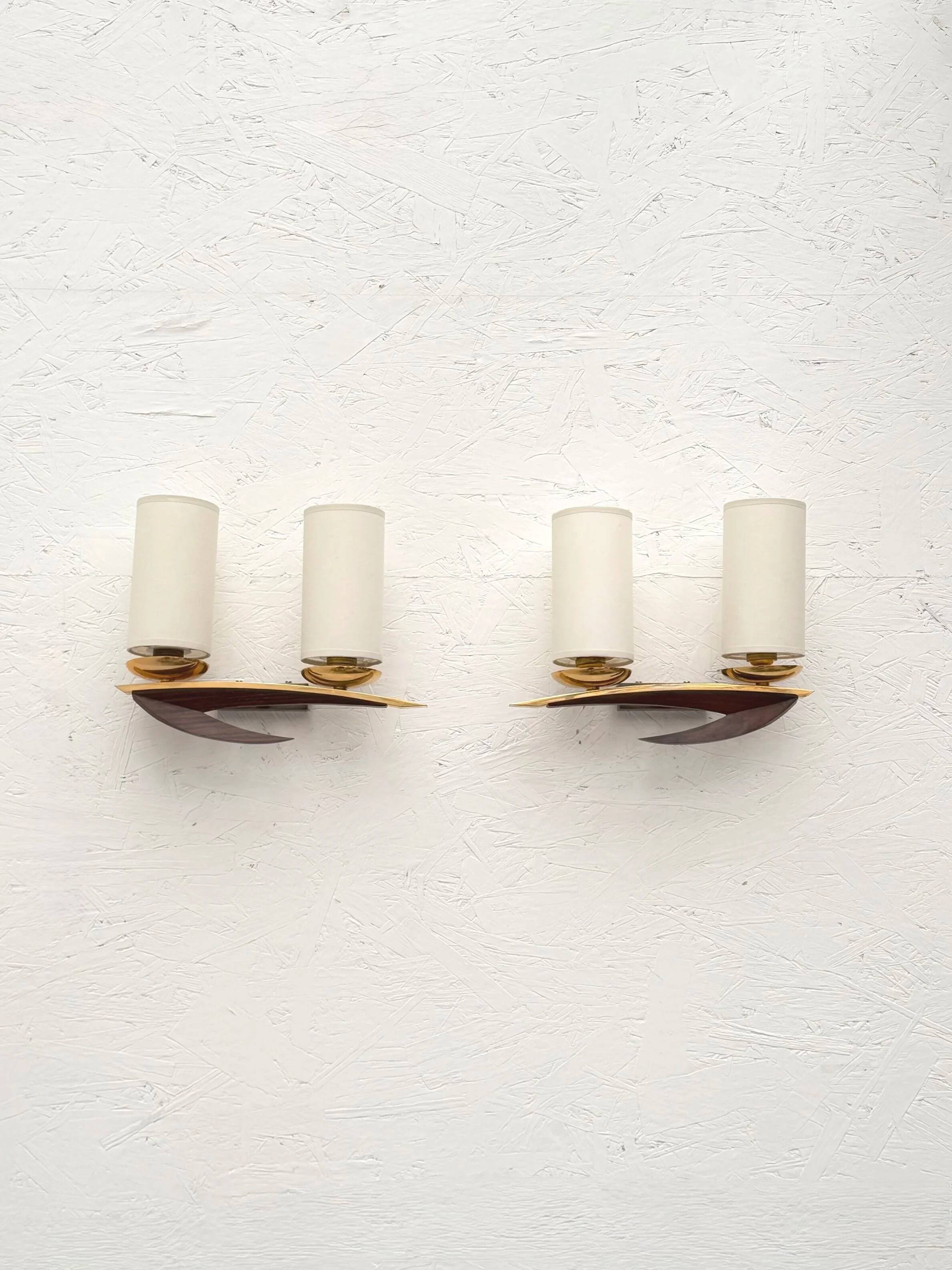 Paire d'appliques scandinaves en teck, 1970