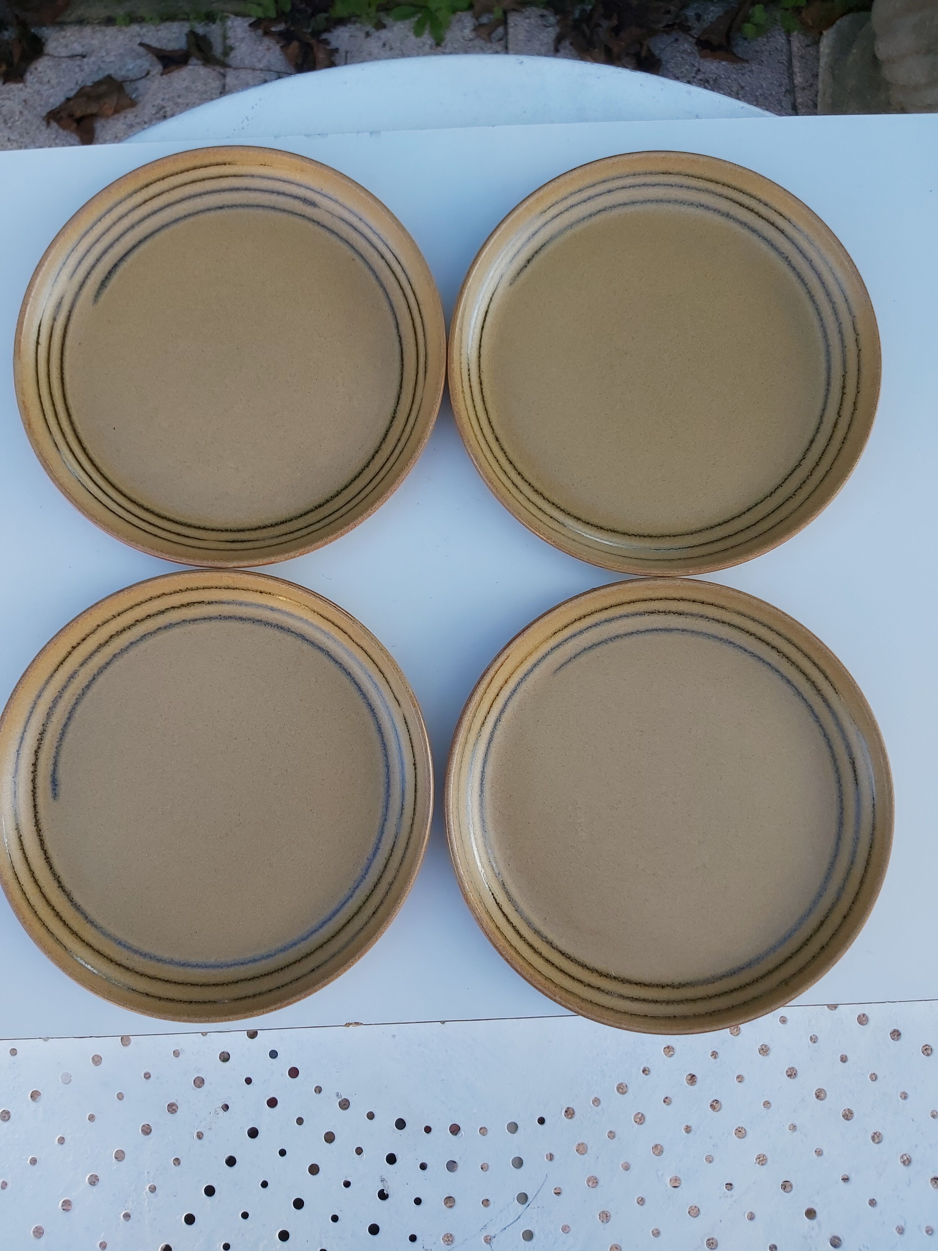 4 flat plates Sarreguemines in sandstone