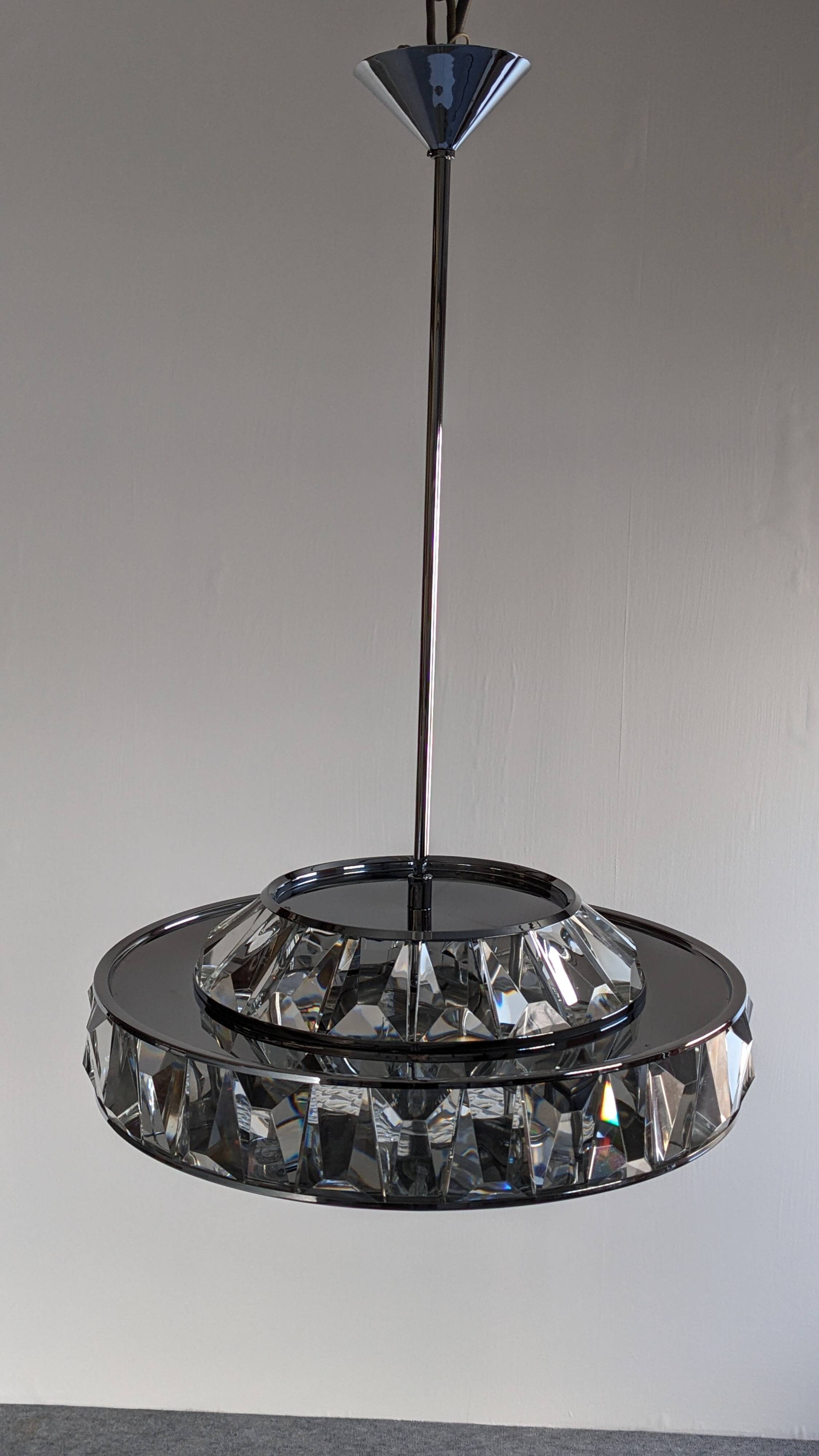 Lustre soucoupe en cristal par Kinkeldey, Autriche vers 1970
