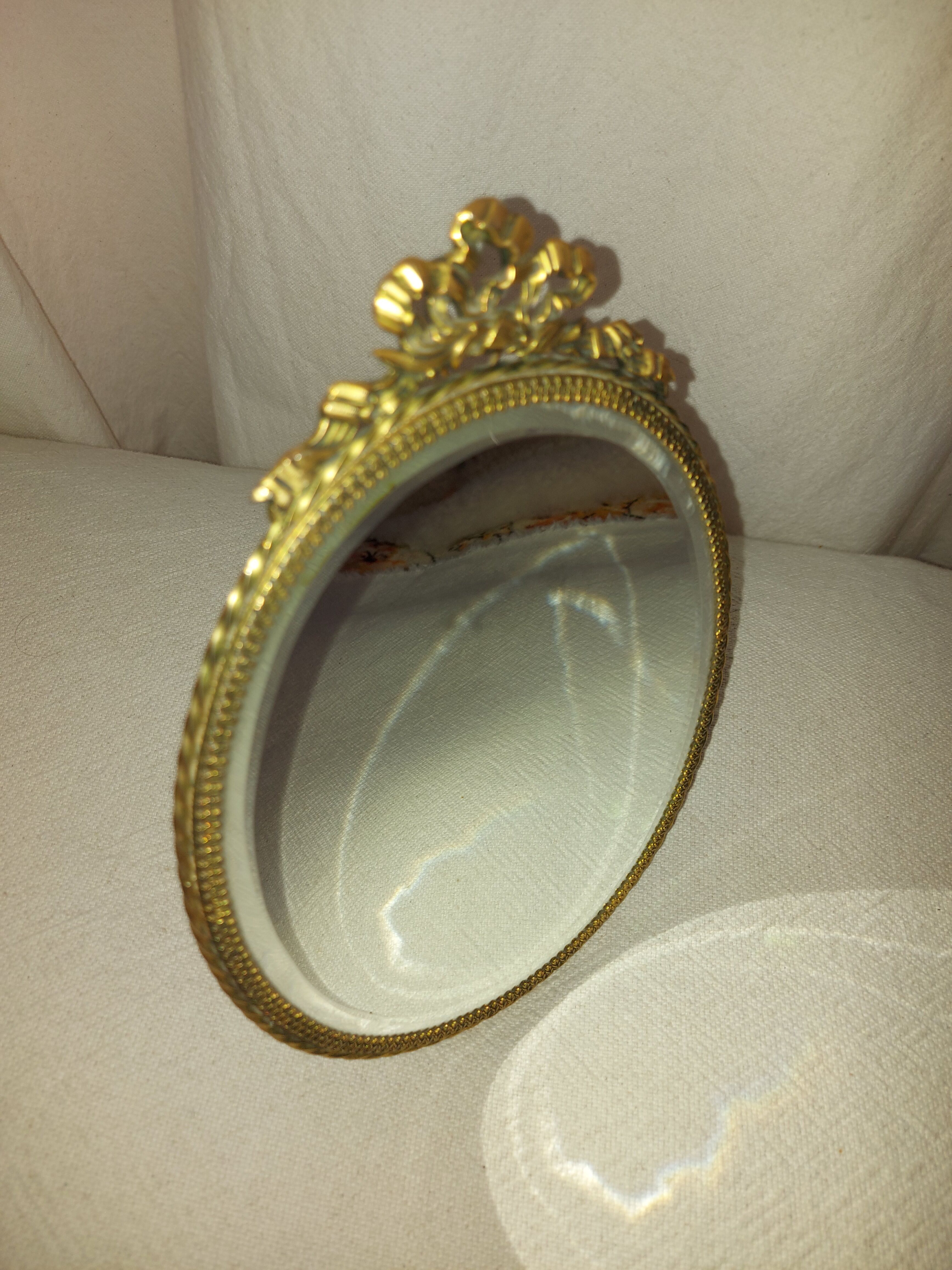 Miroir biseauté en laiton doré vintage -17x23cm
