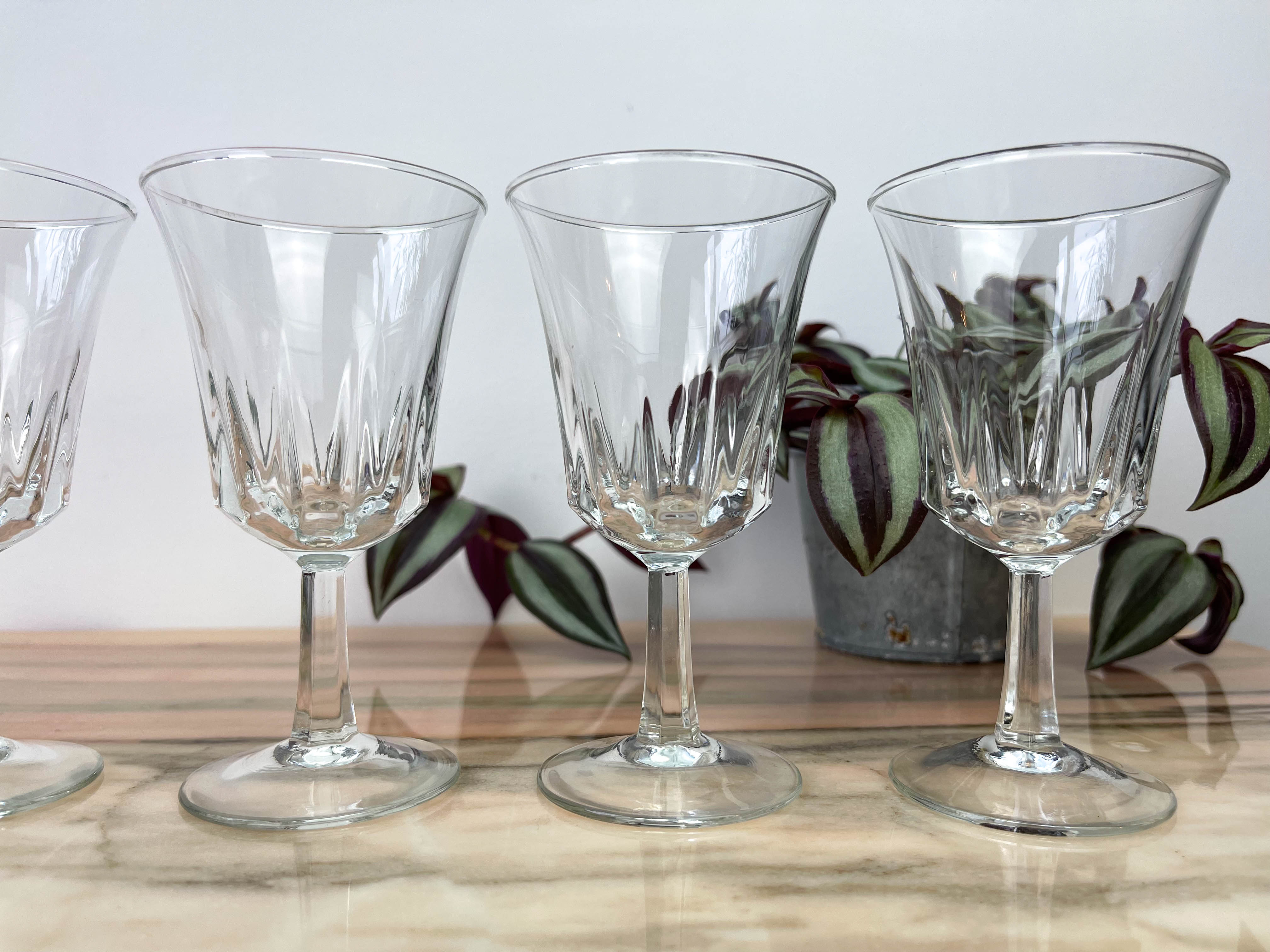 Set de 8 verres à vin regence Luminarc années 60