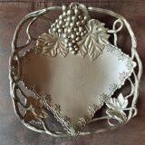 Metal basket with vine decor