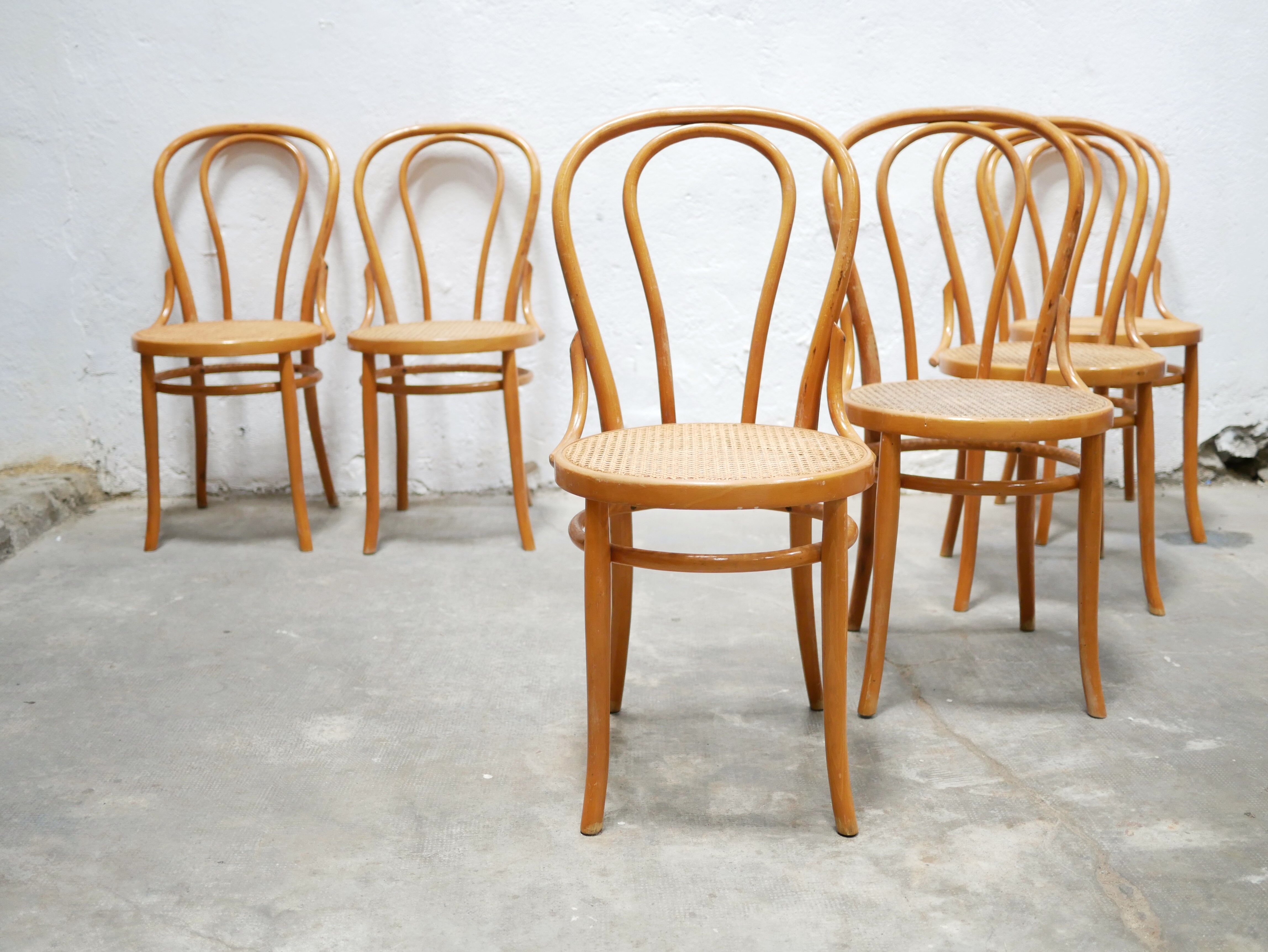 Vintage bistro chair cannée