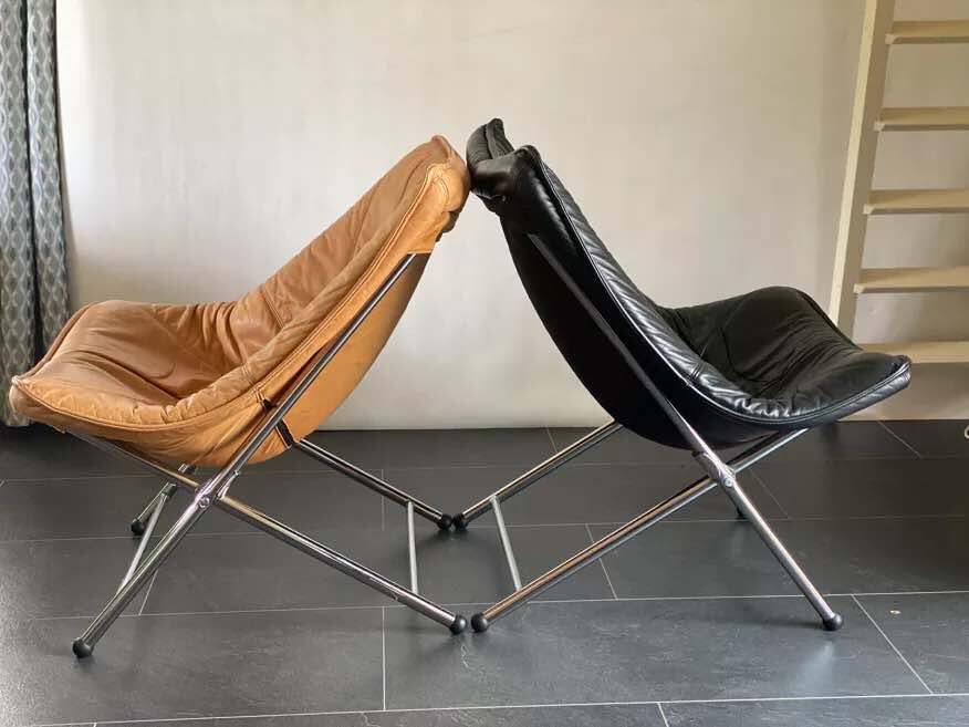 Pair of Molinari Easy Chairs by Teun van Zanten