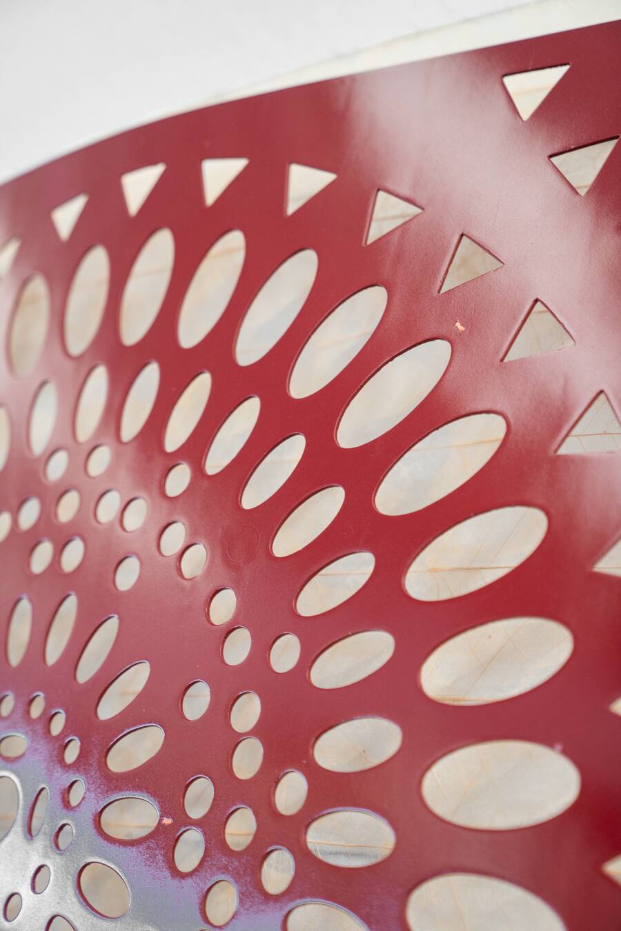 Square wall lamp in red wood and rice paper, prod. Steelline 1980