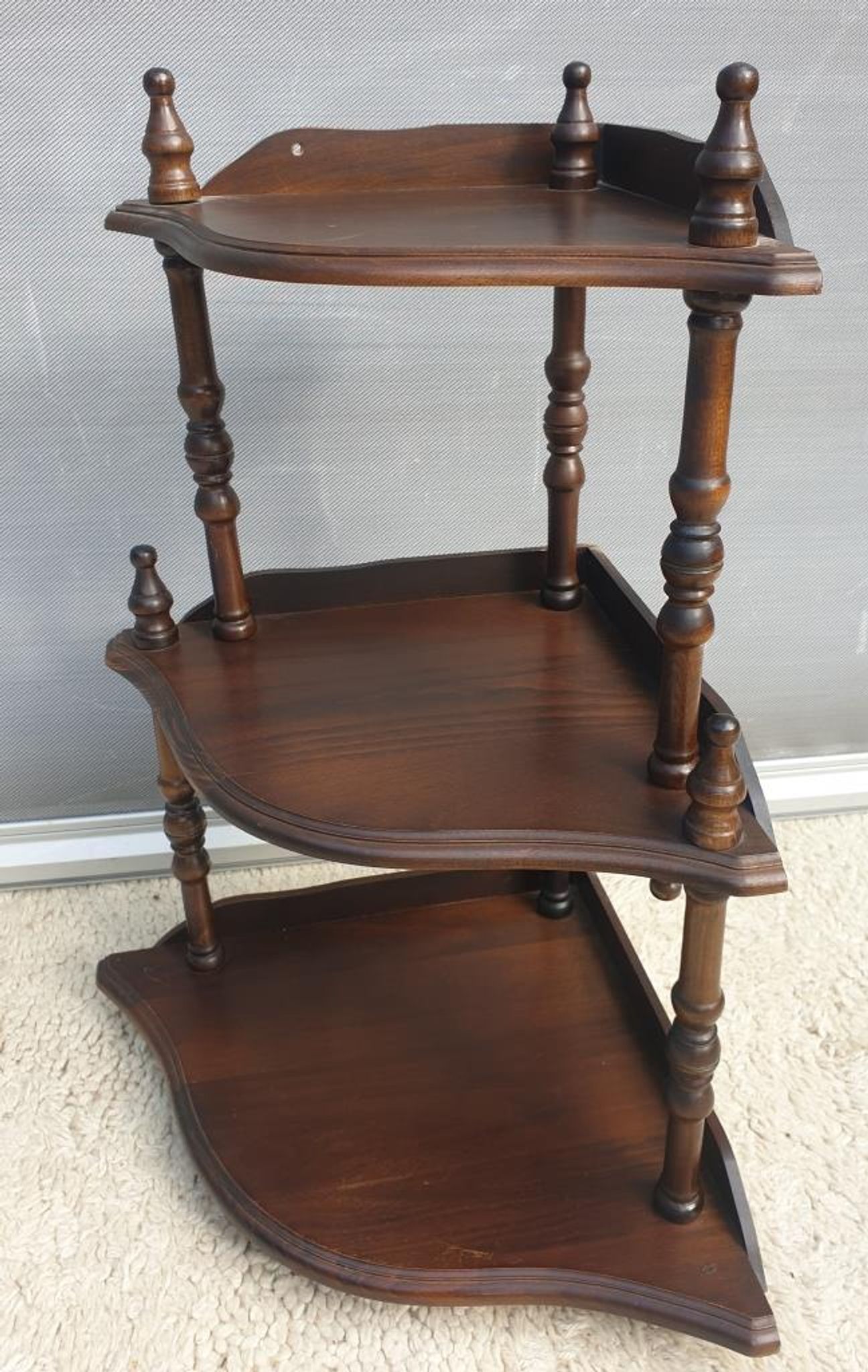 Wall-mounted corner display with 3 mahogany shelves