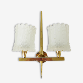Apply double 50s in brass and glass 1950 vintage 50's wall light
