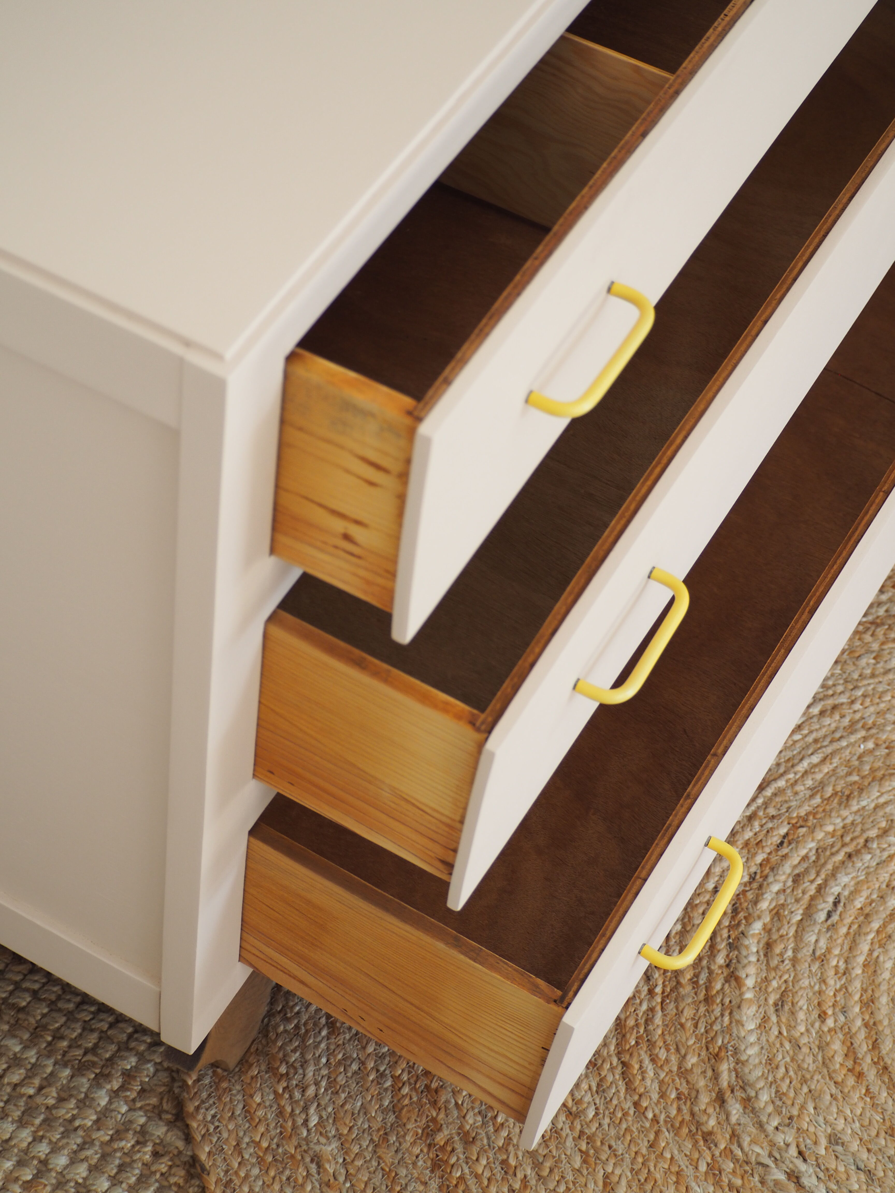 Art Deco chest of drawers