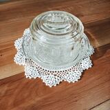 Cheese or glass cake bell