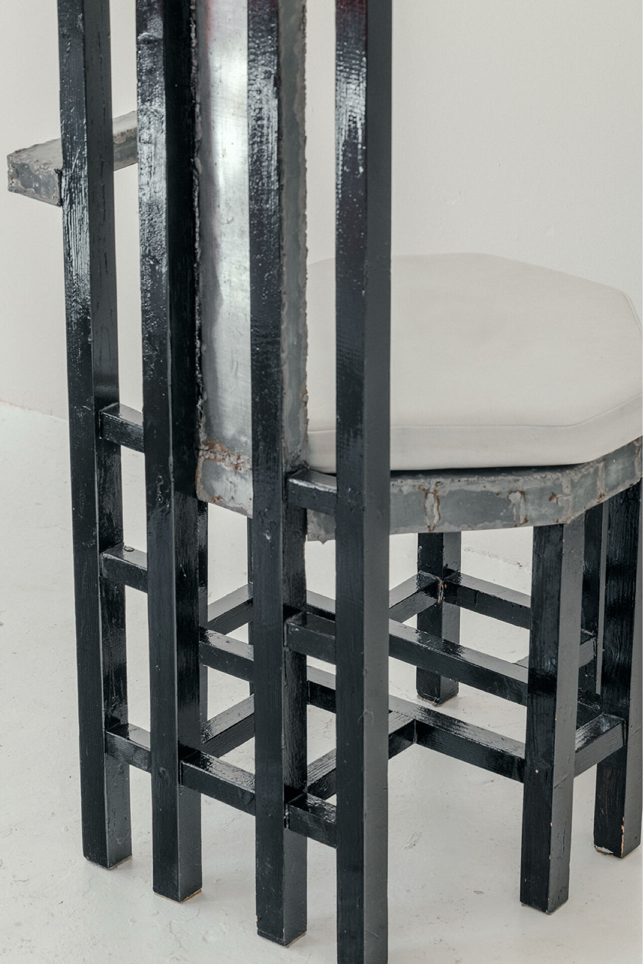 Postmodern Throne Chair in Black Lacquered Wood, Iron Sh